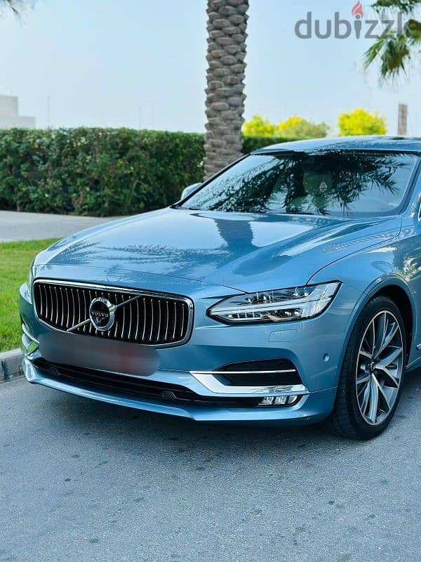 Volvo S90 2019 model. single owner. FULLY company MAINTAINED 7