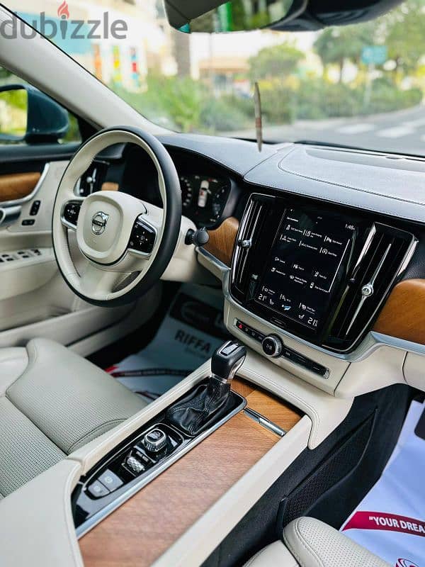 Volvo S90 2019 model. single owner. FULLY company MAINTAINED 19