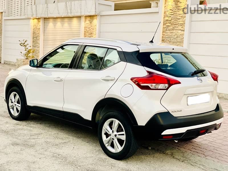 Nissan Kicks 2020 Model/Agent maintained/For sale 6