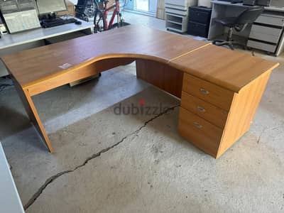 office desk L 180×160