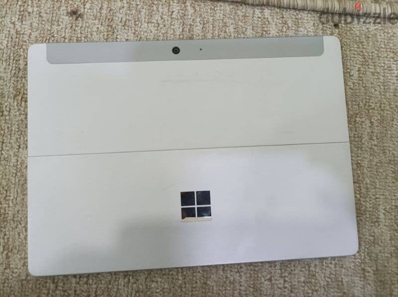 Surface Go  64 GB ram 4 0