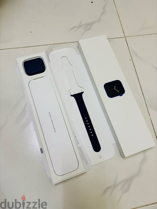 Apple Watch Series 6 (44mm) 2