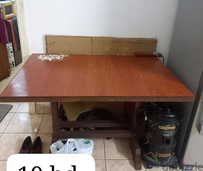 2 table for sell urgently 0