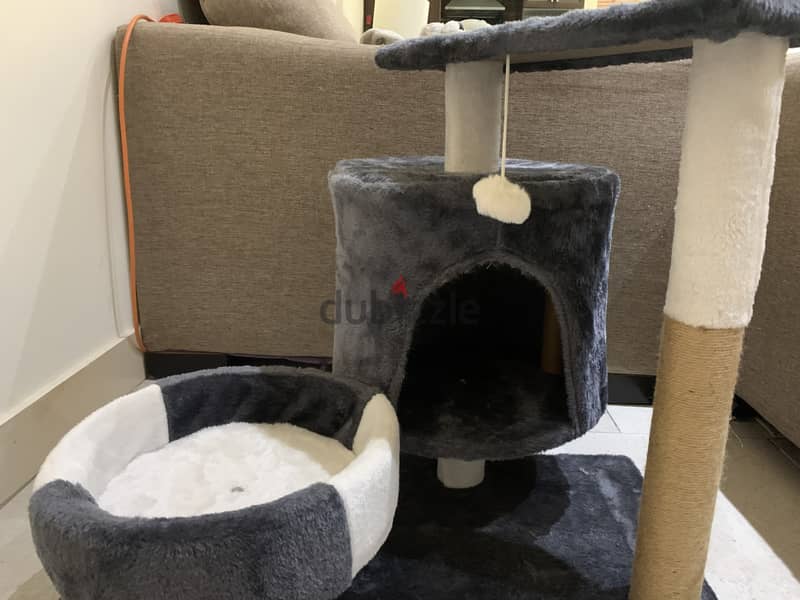 Cat tree house for sale -new 0