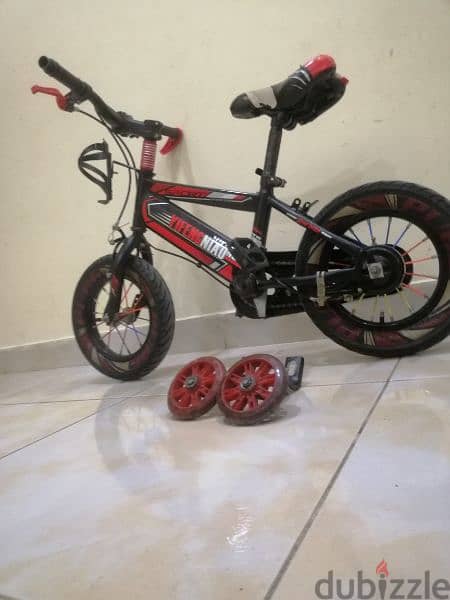 kids cycle for sale with two support tyres 0