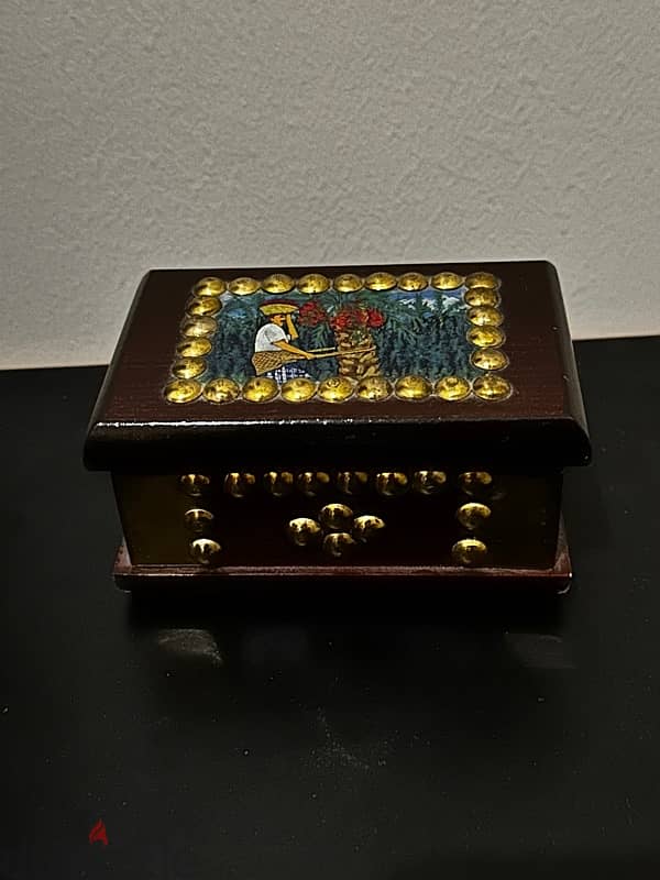 صندوق تراثي صغير small heritage box 0