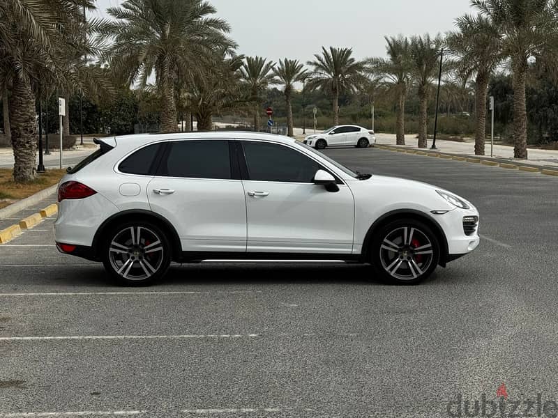 Porsche Cayenne S 2013 5