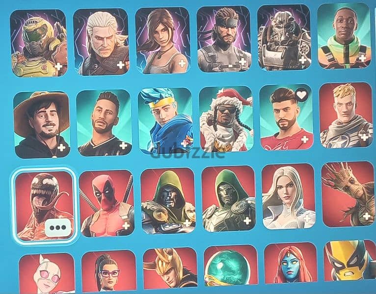 Fortnite Account With 215 Skins and 900 Vbucks 9