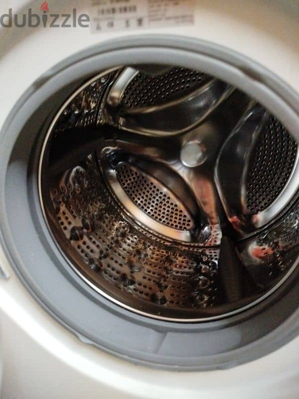 WASHING MACHINE SIDE OPEN LG BRAND, NEAT AND CLEAN 1