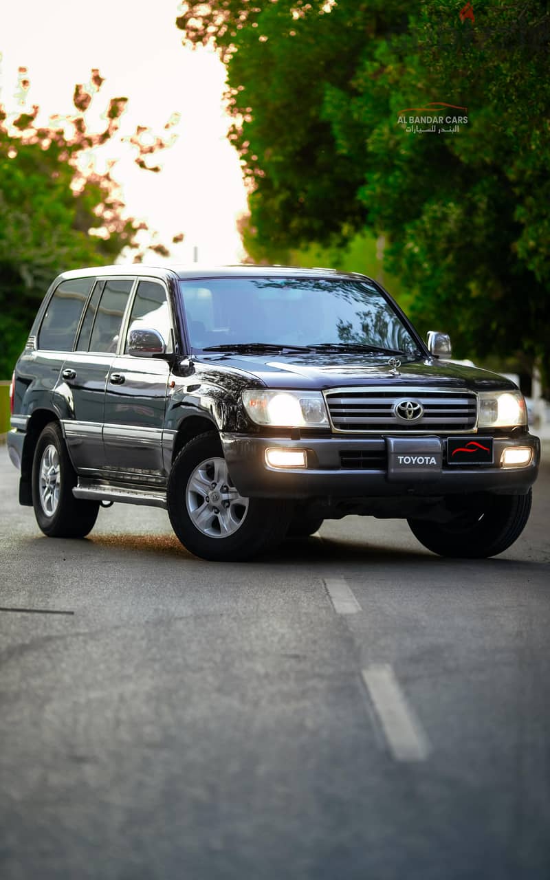 Toyota Land Cruiser 2006 EXCELLENT CONDITION | BLACK 3