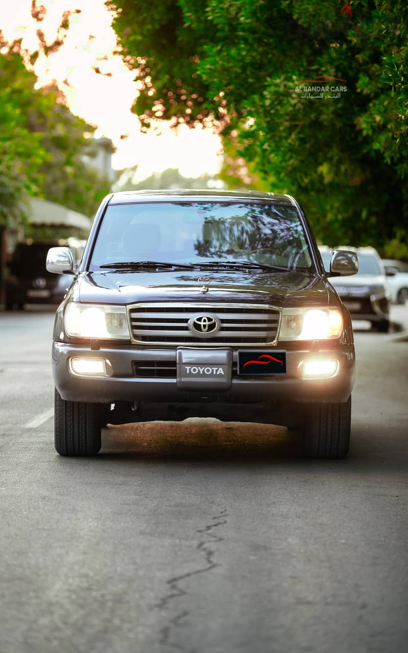 Toyota Land Cruiser 2006 EXCELLENT CONDITION | BLACK 4