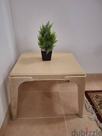 Center table size 20×22 inches  2 BD pickup