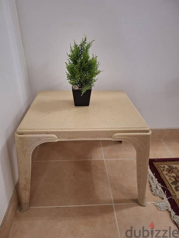 Center table size 20×22 inches  2 BD pickup 0