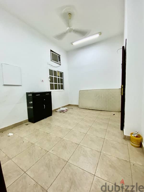 Flat for rent with AC installed EWA 1