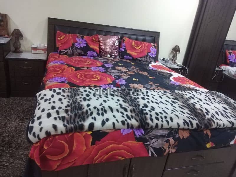 180*200 bed set for sale 0