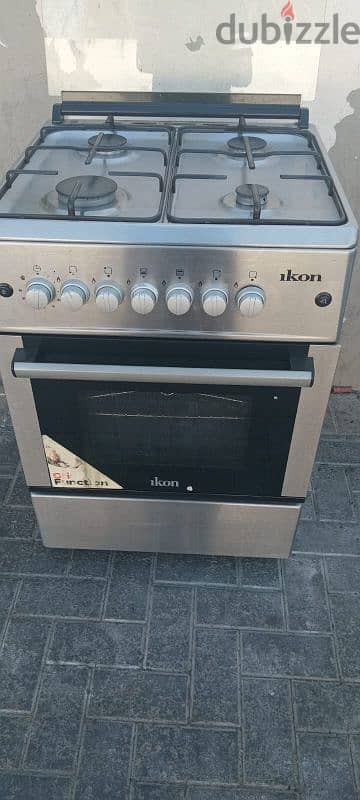 microwave oven good condition good working only 3 months use 1