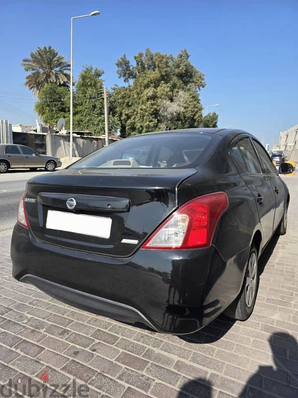 Nissan Sunny 2016 4