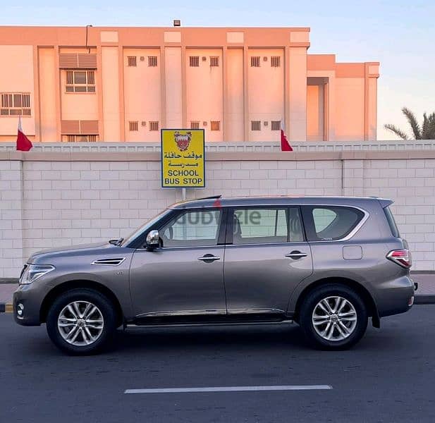 Nissan Patrol SE model 2012 with sunroof 1