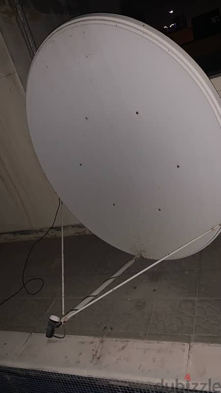 Zenet brand Television,Satellite antenna& airtel of box 4