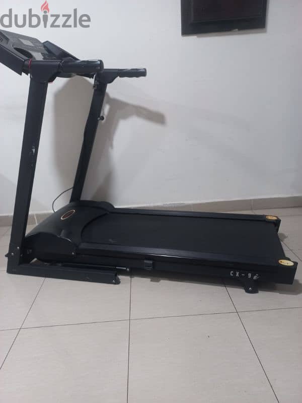 cardio fitness treadmill 2hp 4