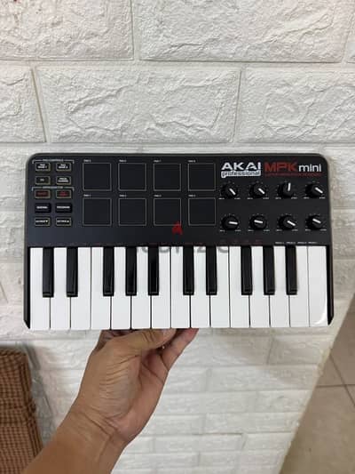 Akai MPK mini