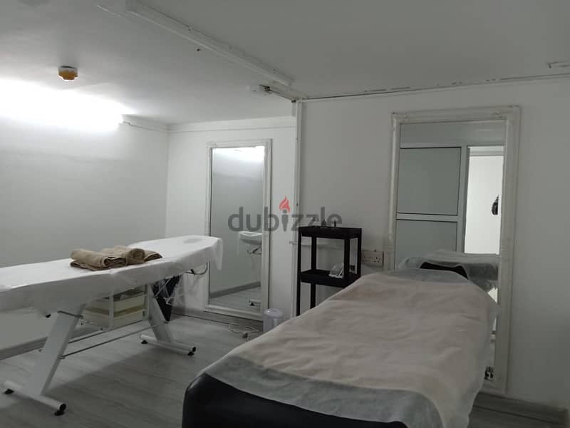 Running Furnished Ladies Salon for Sale - Arad area 6