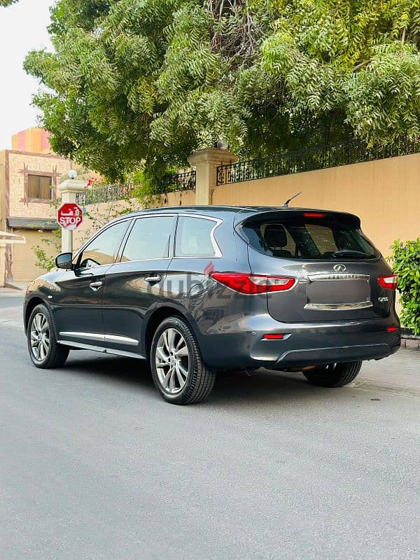 Infiniti QX60 2014 model. 1 year Passing & insurance till December-2025 5