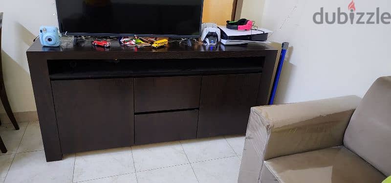 tv unit 1