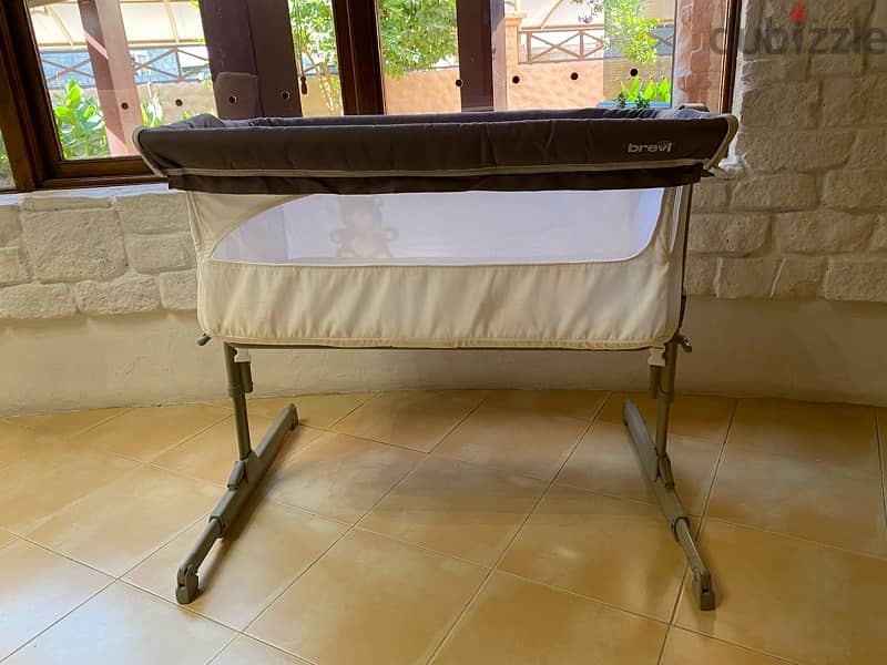 Chicco baby bassinet 2