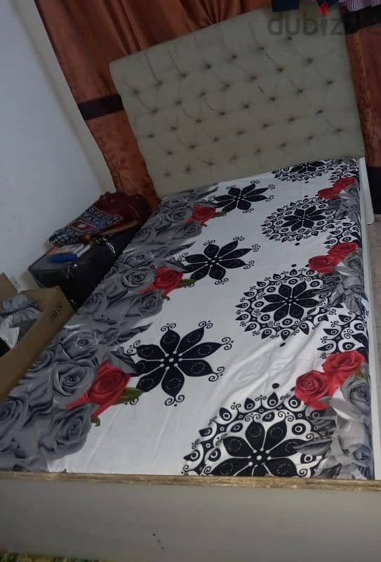 single large bed 5