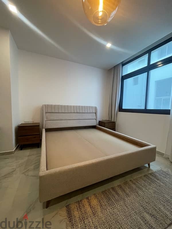 king size bed + side tables 1