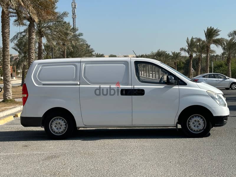 Hyundai H1 2013 2