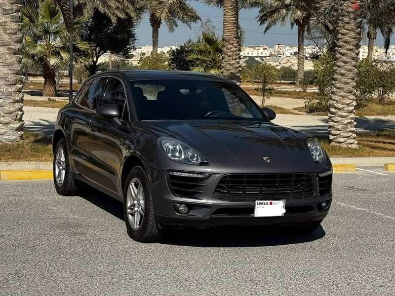 Porsche Macan 2015 0