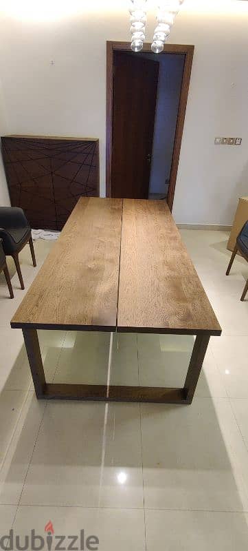 Antique Daning Table Without Chairs 2