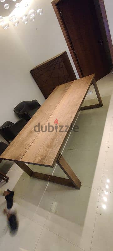 Antique Daning Table Without Chairs 3