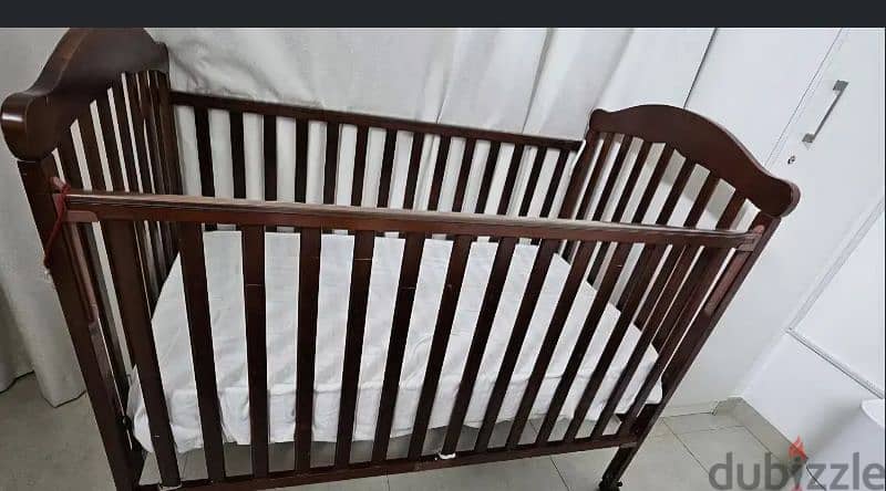 BD 20- Baby cot with mattress. Free - Potty training, feeding chair 0