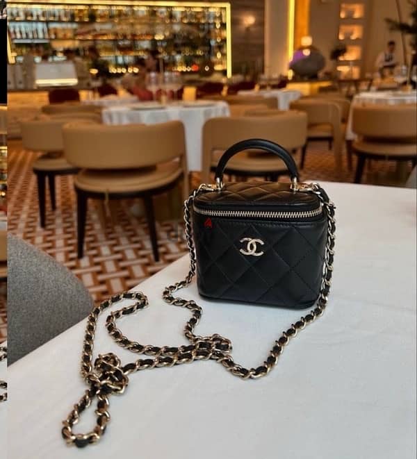 original Chanel bag with the box 40BD only 1