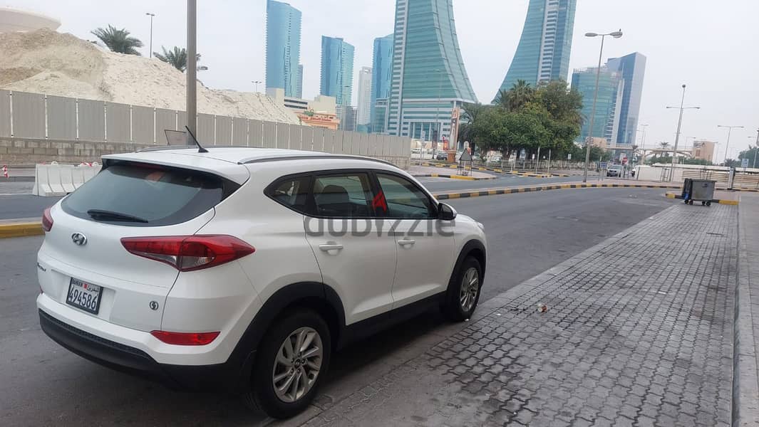 Jeep Hyundai Tucson 2.0 L Full Automattic Well Mantaine Single Ownar 4