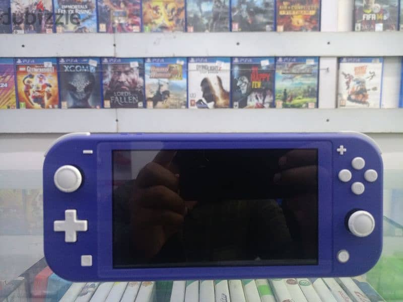 Nintendo Switch Lite 0