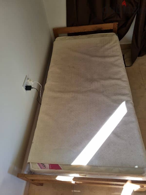 2 Beds for sale Please read description before messaging 2