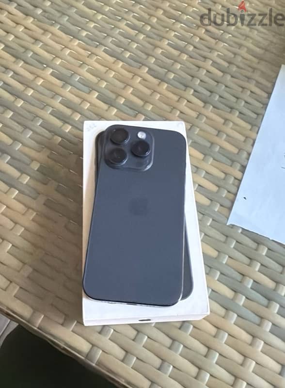 iPhone 15 pro 256 gb blue 0