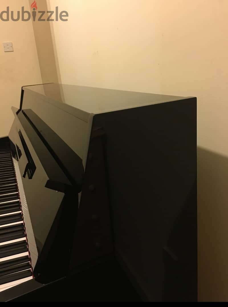 Yamaha piano 2