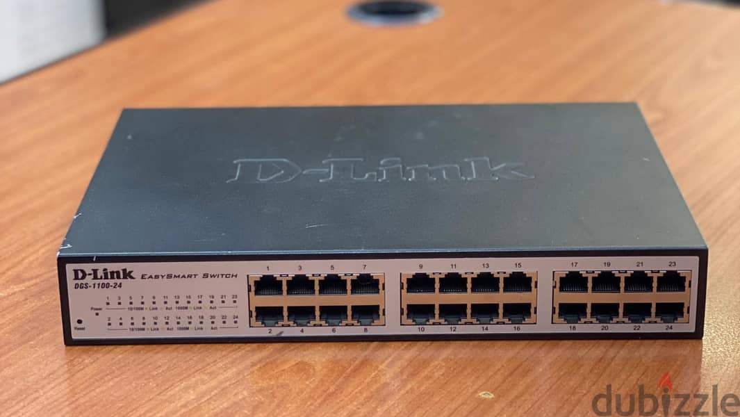 D-Link 24-Port Gigabit Smart Managed Switch DGS-1100-24 Good Working 0