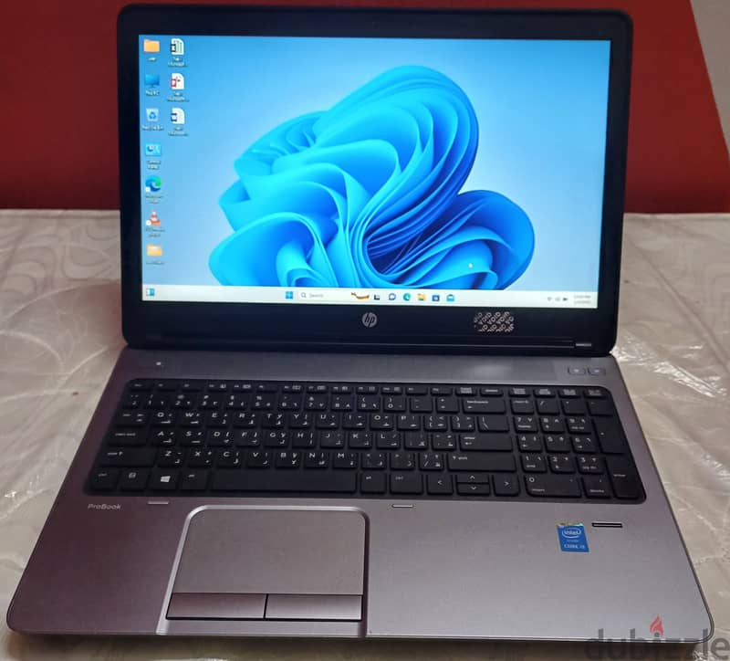 Hello i want to sale my laptop hp core i5 8gb ram HARD dic 500 gb shar 1