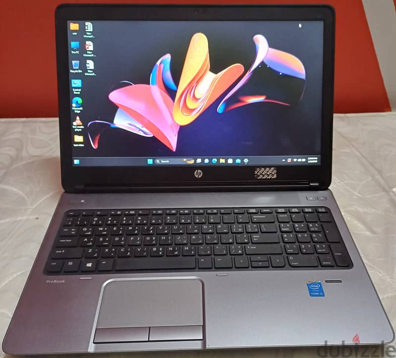 Hello i want to sale my laptop hp core i5 8gb ram HARD dic 500 gb shar 3