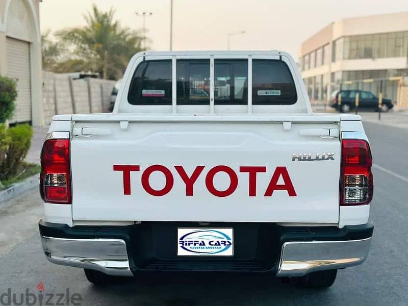 Toyota Hilux 2019 4