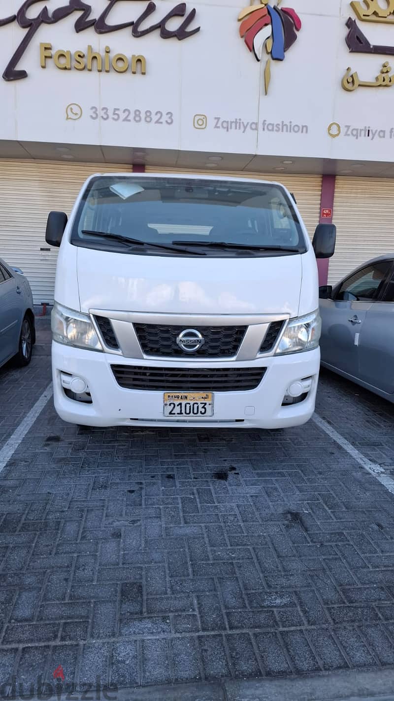 Nissan Urvan 2015 350 0