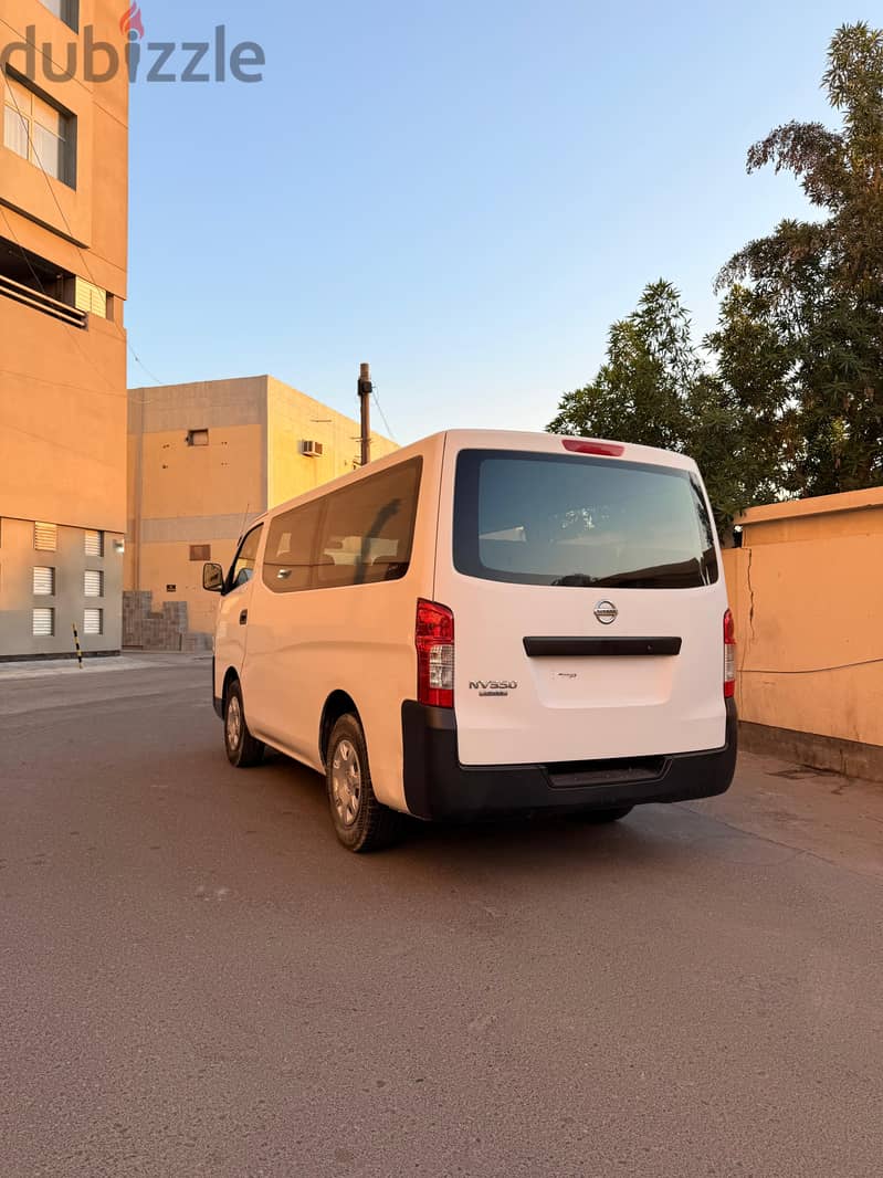 Nissan Urvan 2013 | AUTOMATIC | EXCELLENT CONDITION | WHITE 9