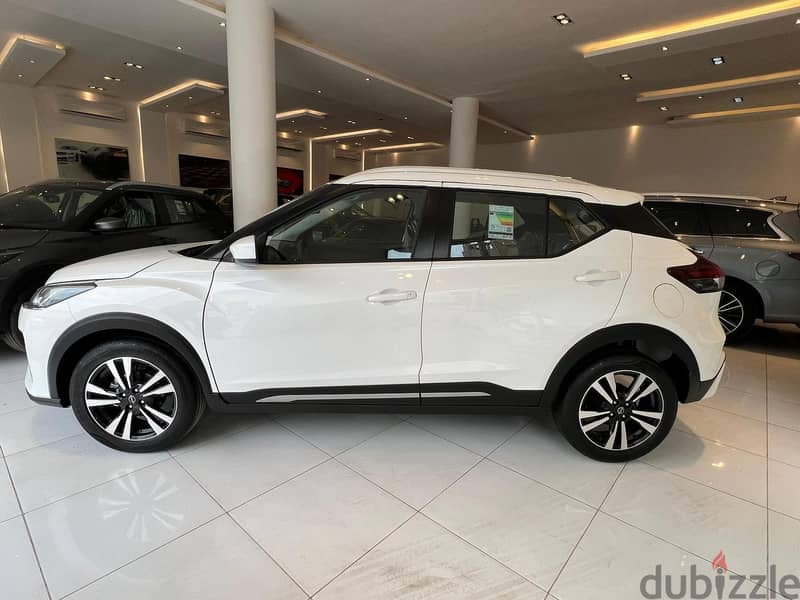 Nissan Kicks 2024 mid OPTION BRAND NEW BAHRAIN AGENT ZERO KM FOR SALE 3