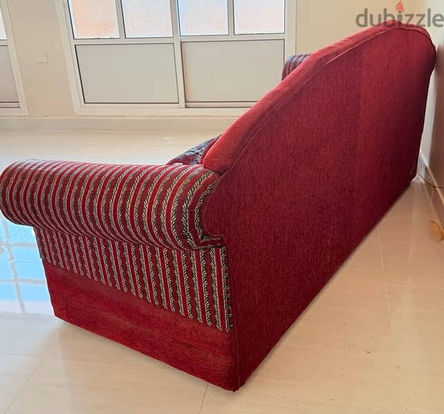 Free. . Sofa 3 seater 2